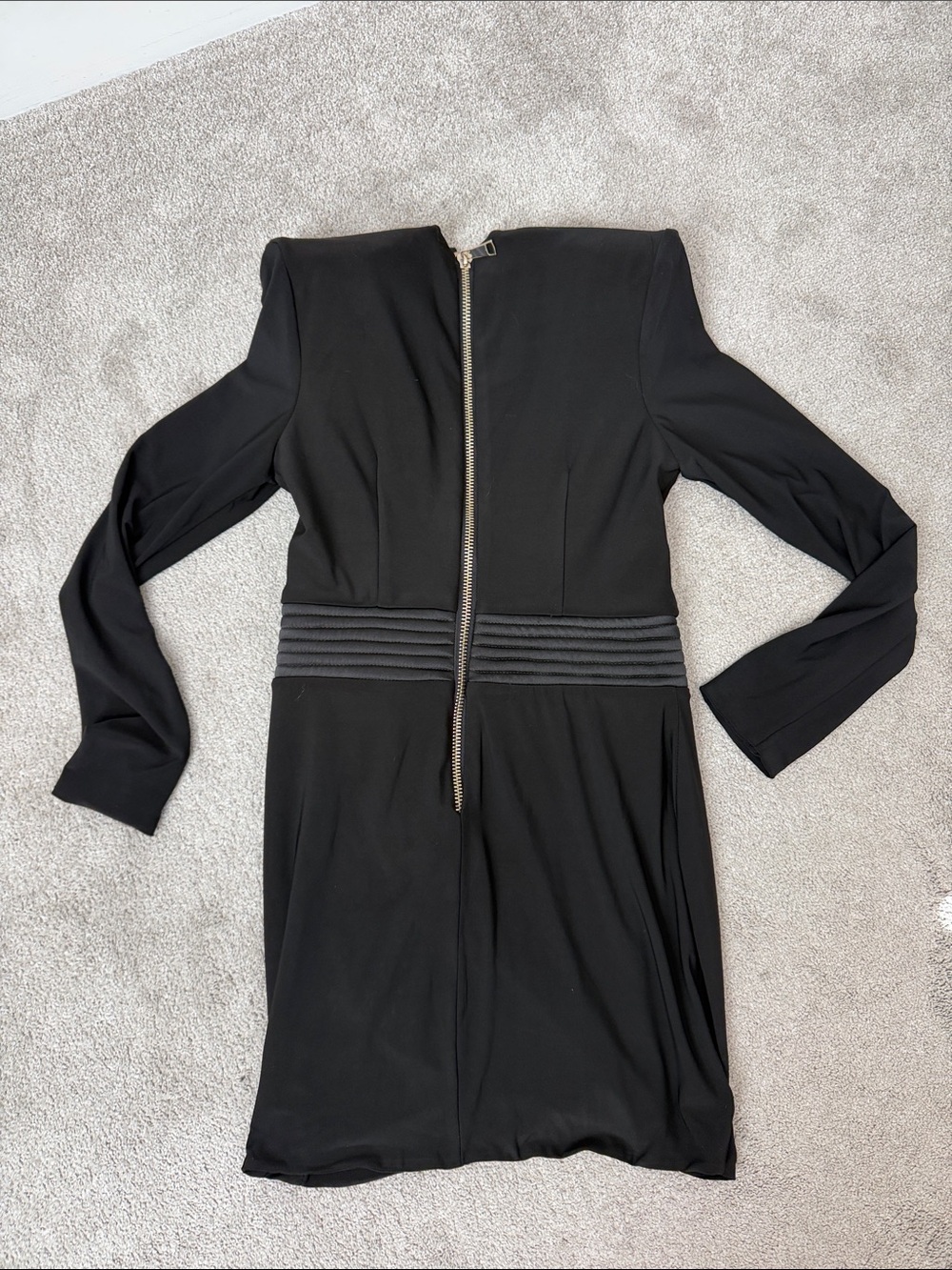 ZHIVAGO Phoenix Bodycon Gold Chain Mini Dress Size 6 - Picture 8 of 10